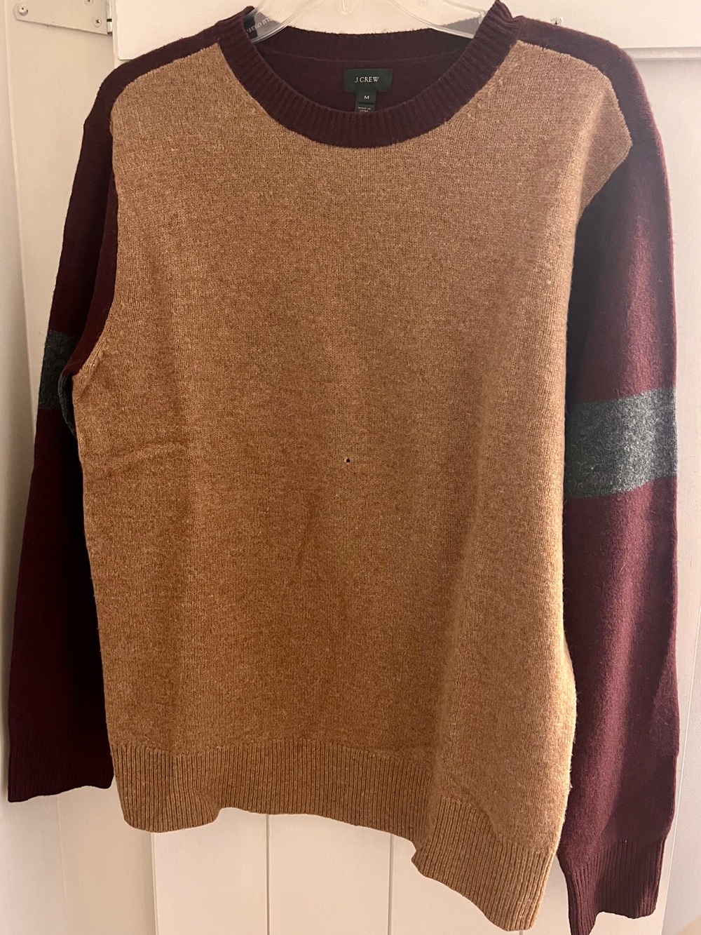 FLAWED WOOL J. Crew Men's Crewneck Sweater with Burgundy Sleeves and Gray Stripe